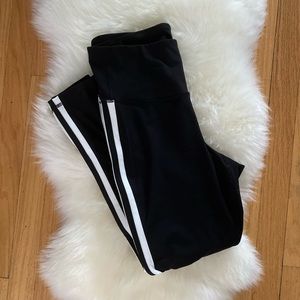 Old Navy Side-Stripe Leggings
